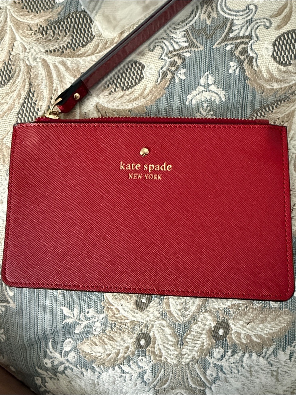 Kate Spade New York Wine Saffiano Leather Wristlet P04784 MSRP $88 - Picture 1 of 5